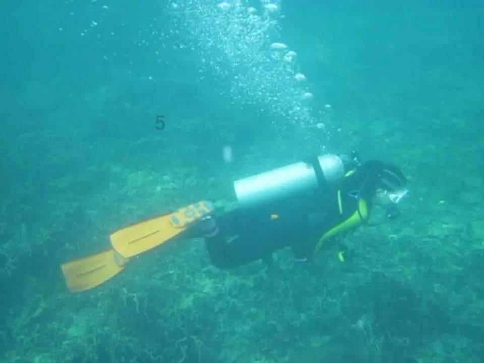 救援高中女孩